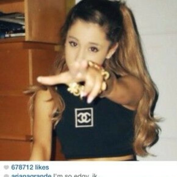 CHANEL IDENTIFICATION ICONIC CROP TOP CC BLACK CROPPED ARIANA GRANDE Sz S - Picture 4 of 4